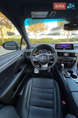 Внедорожник / Кроссовер Lexus RX 2019 в 