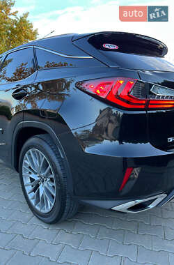Внедорожник / Кроссовер Lexus RX 2019 в 