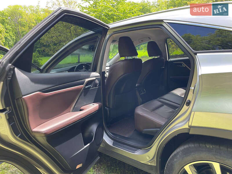 Позашляховик / Кросовер Lexus RX 2022 в Оратові