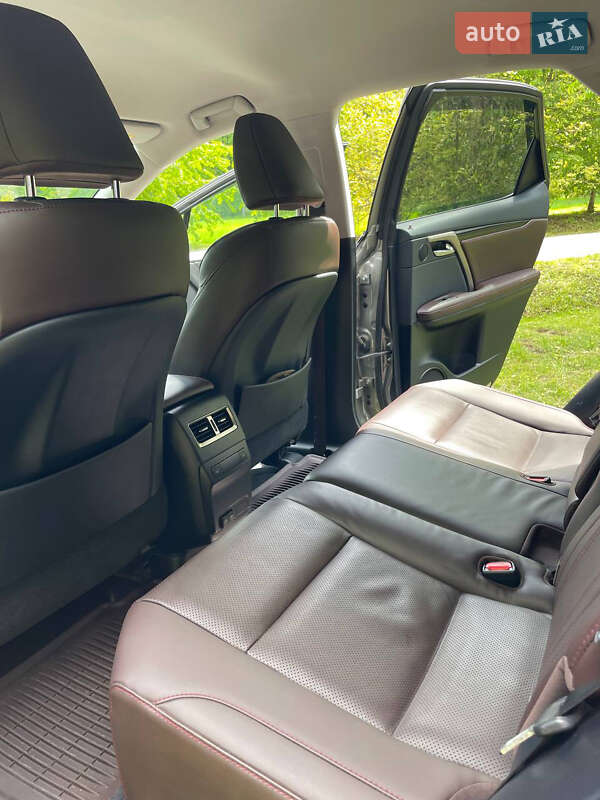 Позашляховик / Кросовер Lexus RX 2022 в Оратові