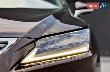 Внедорожник / Кроссовер Lexus RX 2016 в 