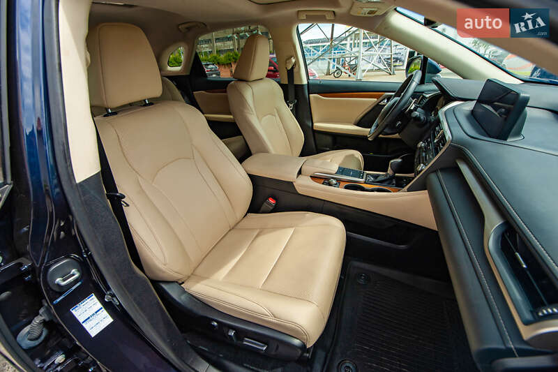 Внедорожник / Кроссовер Lexus RX 2021 в Черновцах