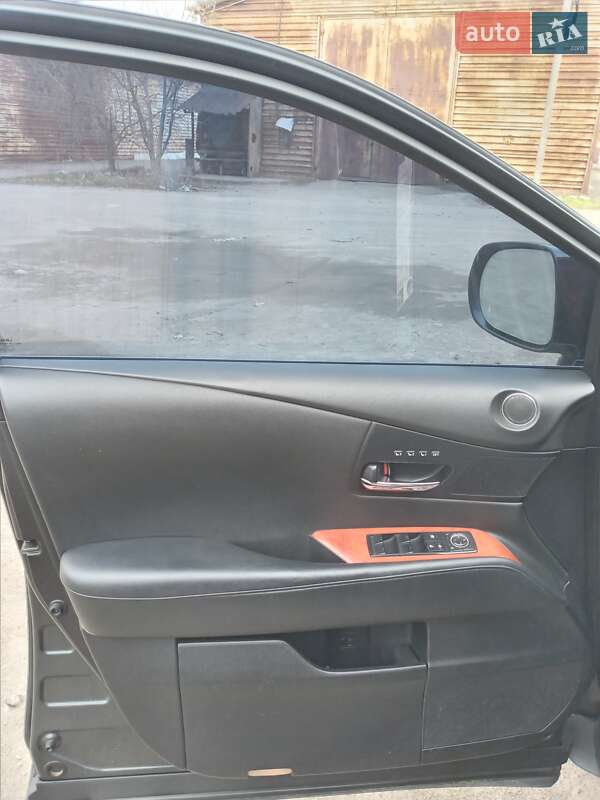 Внедорожник / Кроссовер Lexus RX 2010 в Смеле фото 13 Внедорожник / Кроссовер Lexus RX 2010 в Смеле