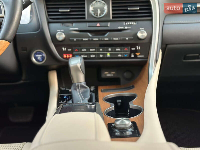 Внедорожник / Кроссовер Lexus RX 2020 в Киеве