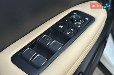 Внедорожник / Кроссовер Lexus RX 2020 в 