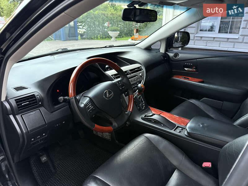 Внедорожник / Кроссовер Lexus RX 2010 в Киеве