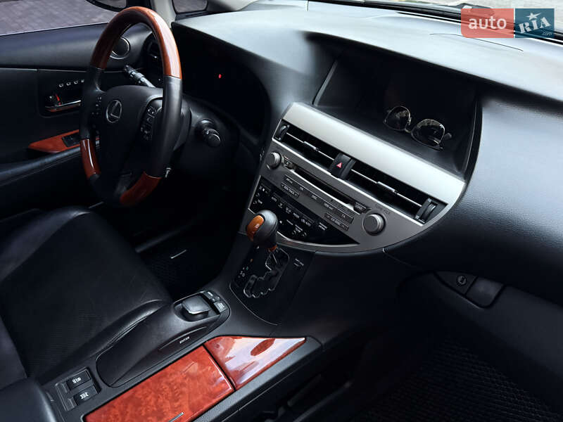 Внедорожник / Кроссовер Lexus RX 2010 в Киеве
