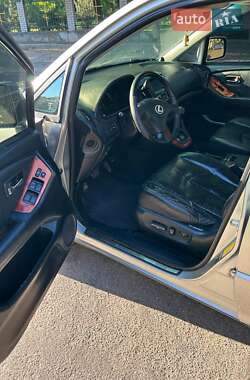 Внедорожник / Кроссовер Lexus RX 2000 в 