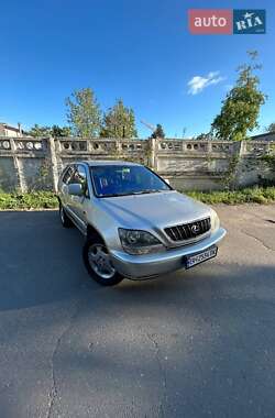 Внедорожник / Кроссовер Lexus RX 2000 в 