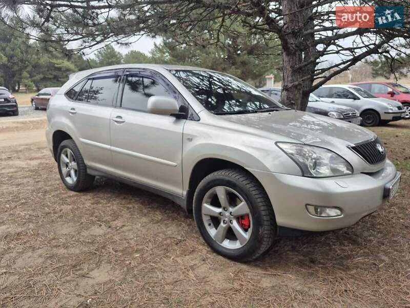 Внедорожник / Кроссовер Lexus RX 2003 в 