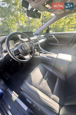 Внедорожник / Кроссовер Lexus RX 2020 в 