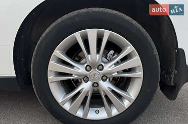 Внедорожник / Кроссовер Lexus RX 2012 в 