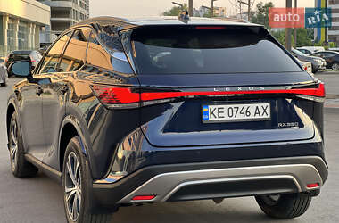 Внедорожник / Кроссовер Lexus RX 2023 в 