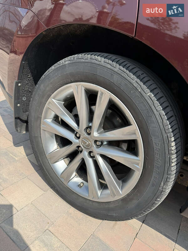 Позашляховик / Кросовер Lexus RX 2014 в Іллінцях