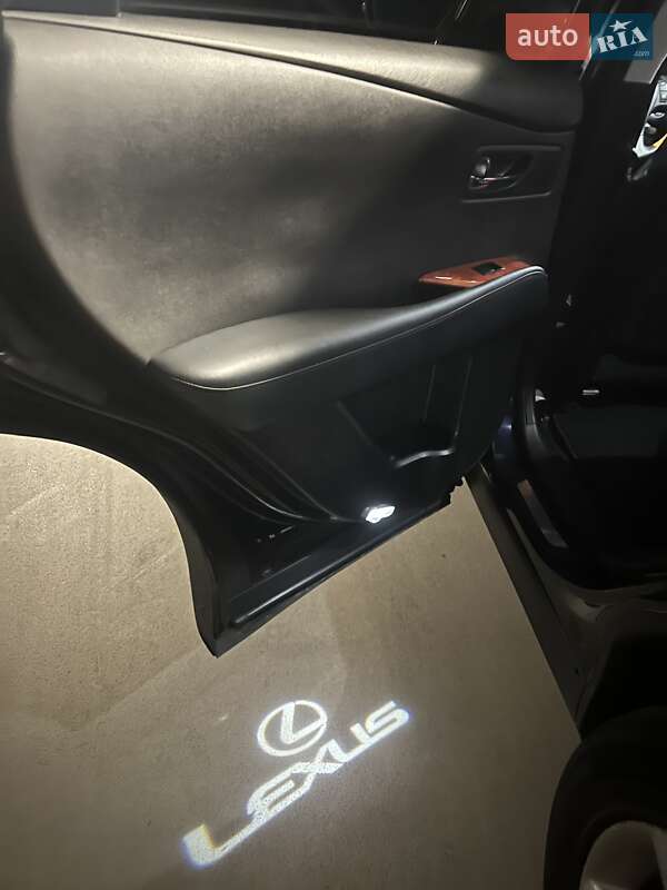 Внедорожник / Кроссовер Lexus RX 2010 в Киеве