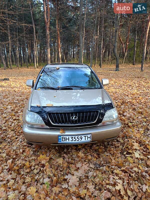 Внедорожник / Кроссовер Lexus RX 2002 в Балте