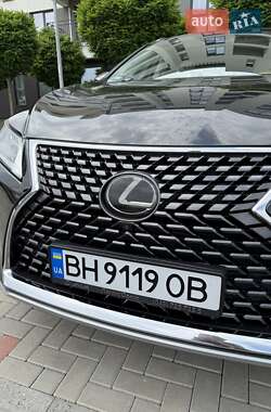 Внедорожник / Кроссовер Lexus RX 2020 в 