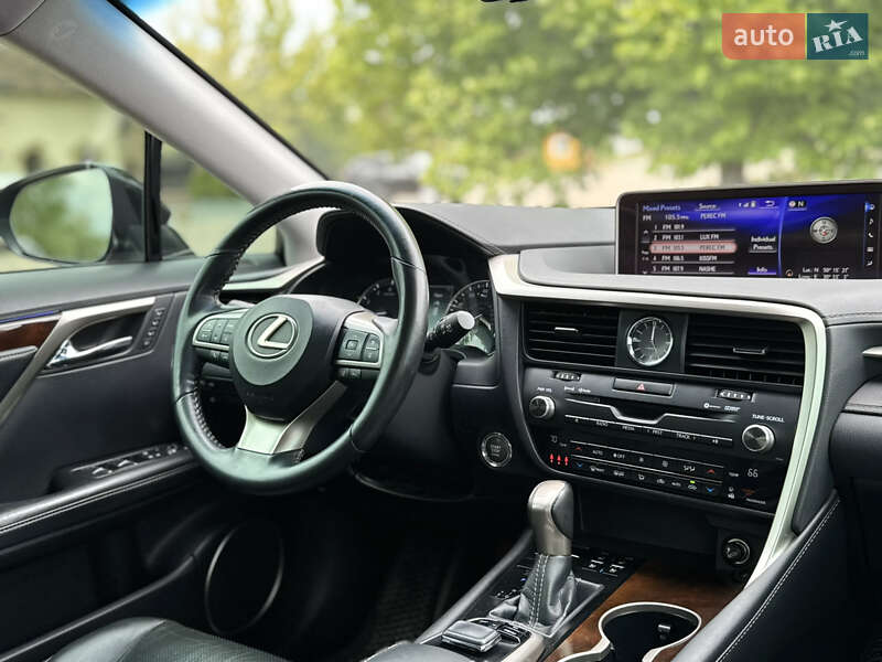 Позашляховик / Кросовер Lexus RX 2017 в Києві