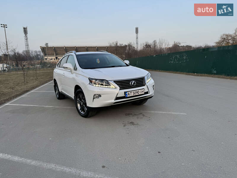 Внедорожник / Кроссовер Lexus RX 2012 в Надворной