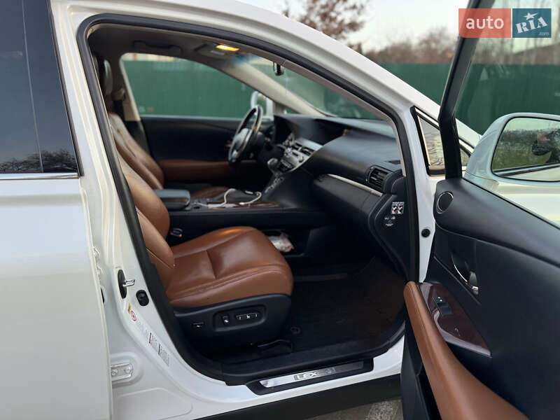 Внедорожник / Кроссовер Lexus RX 2012 в Надворной