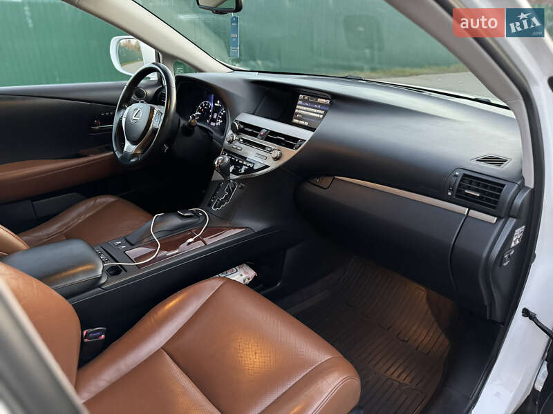 Внедорожник / Кроссовер Lexus RX 2012 в Надворной