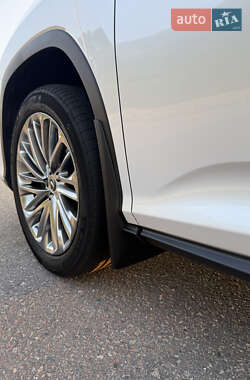 Внедорожник / Кроссовер Lexus RX 2020 в 