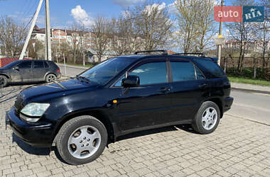 Внедорожник / Кроссовер Lexus RX 2002 в 