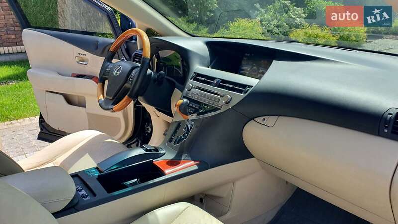 Внедорожник / Кроссовер Lexus RX 2011 в Киеве