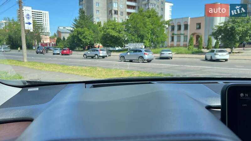 Позашляховик / Кросовер Lexus RX 2016 в Львові