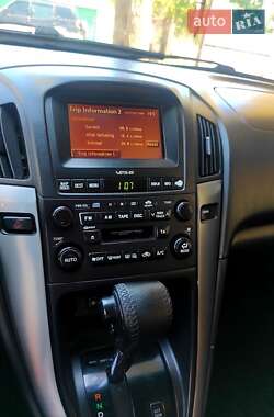 Внедорожник / Кроссовер Lexus RX 2000 в 