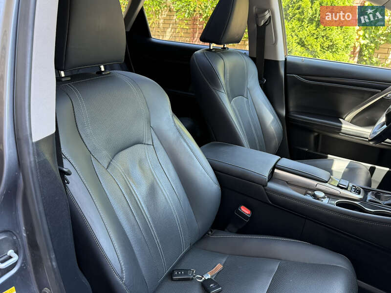 Позашляховик / Кросовер Lexus RX 2018 в Чернівцях