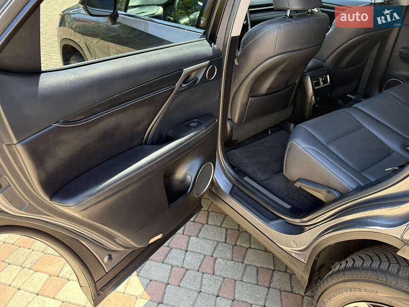 Позашляховик / Кросовер Lexus RX 2018 в Чернівцях