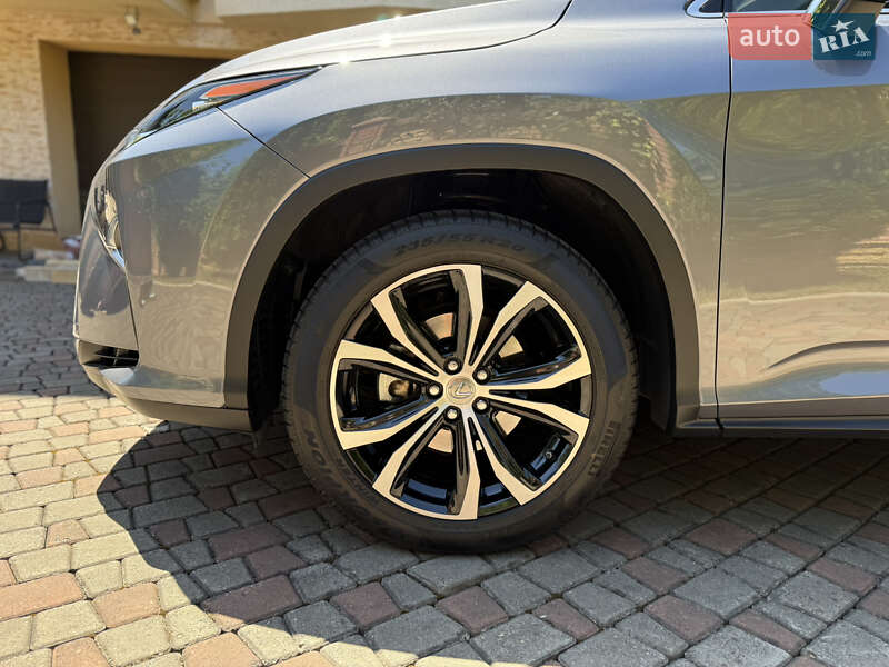 Позашляховик / Кросовер Lexus RX 2018 в Чернівцях