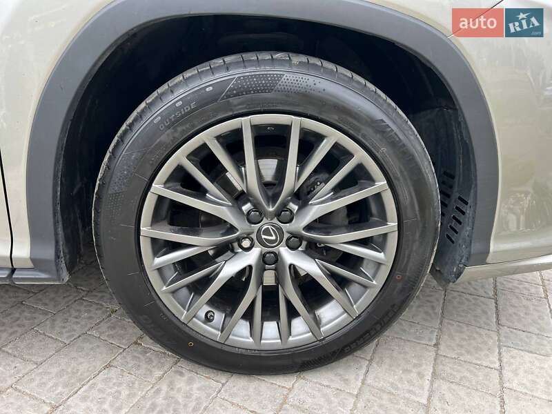 Внедорожник / Кроссовер Lexus RX 2017 в Львове