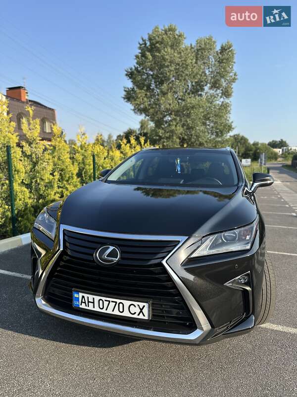 Внедорожник / Кроссовер Lexus RX 2016 в 