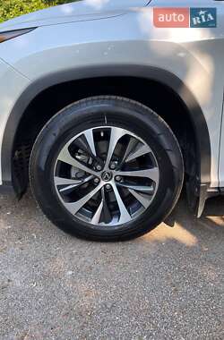 Внедорожник / Кроссовер Lexus RX 2020 в 