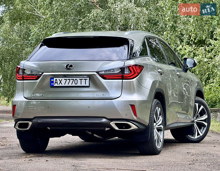 Позашляховик / Кросовер Lexus RX 2018 в Києві