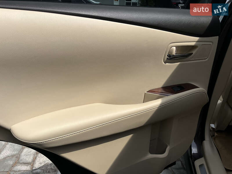 Внедорожник / Кроссовер Lexus RX 2015 в Белой Церкви