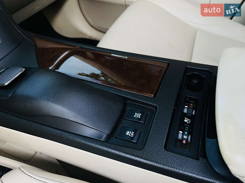 Внедорожник / Кроссовер Lexus RX 2013 в Харькове