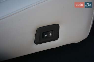 Внедорожник / Кроссовер Lexus RX 2021 в 