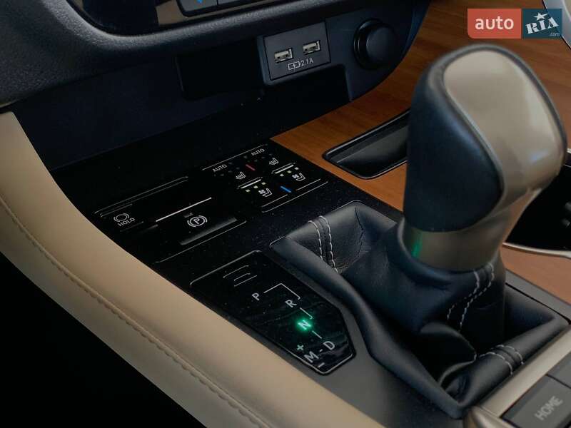 Внедорожник / Кроссовер Lexus RX 2022 в Николаеве