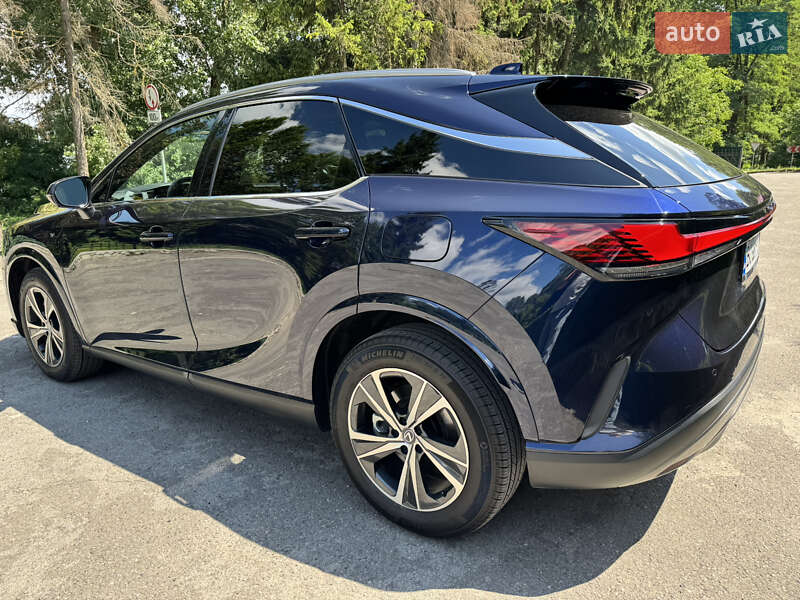 Внедорожник / Кроссовер Lexus RX 2023 в Тернополе