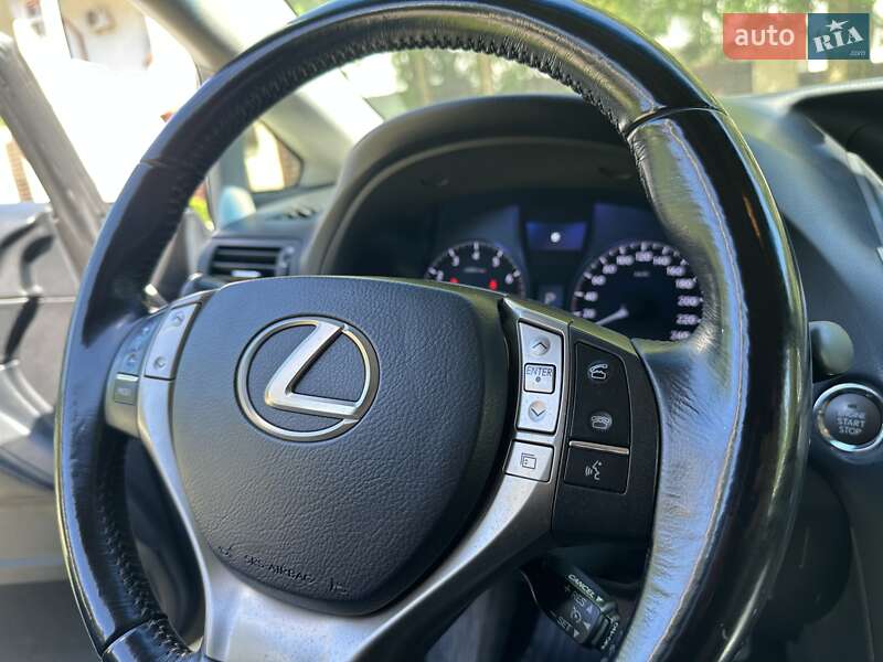 Позашляховик / Кросовер Lexus RX 2015 в Львові