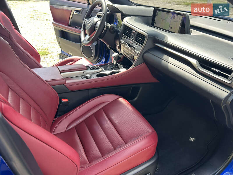 Позашляховик / Кросовер Lexus RX 2016 в Зміїві