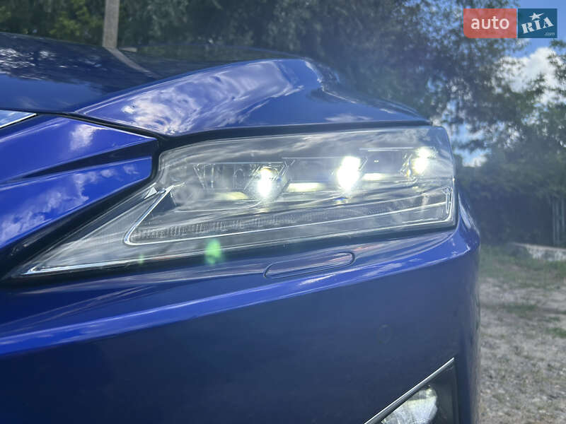 Позашляховик / Кросовер Lexus RX 2016 в Зміїві
