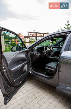 Внедорожник / Кроссовер Lexus RX 2024 в 