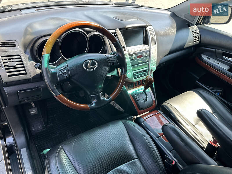 Позашляховик / Кросовер Lexus RX 2006 в Чернівцях