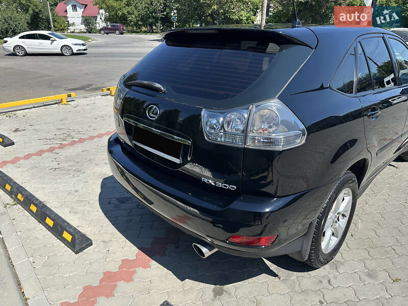 Позашляховик / Кросовер Lexus RX 2006 в Чернівцях