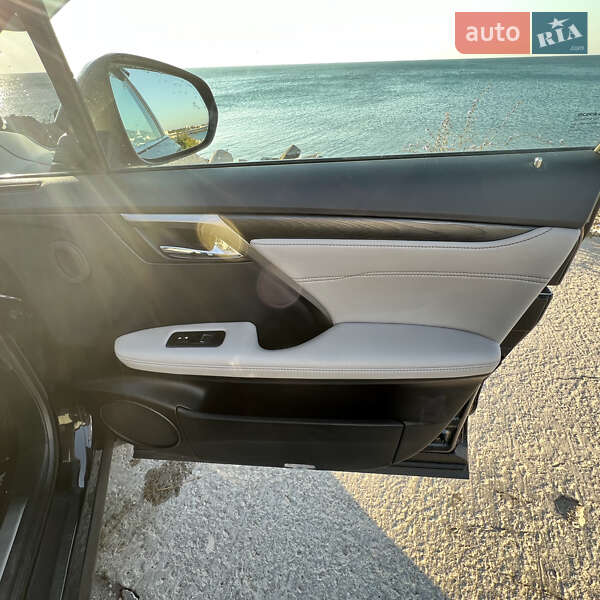 Внедорожник / Кроссовер Lexus RX 2017 в Арцизе