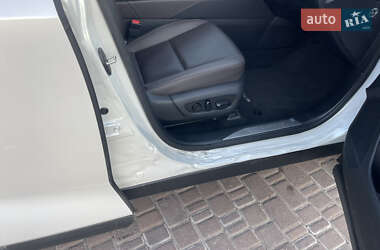 Внедорожник / Кроссовер Lexus RX 2024 в 